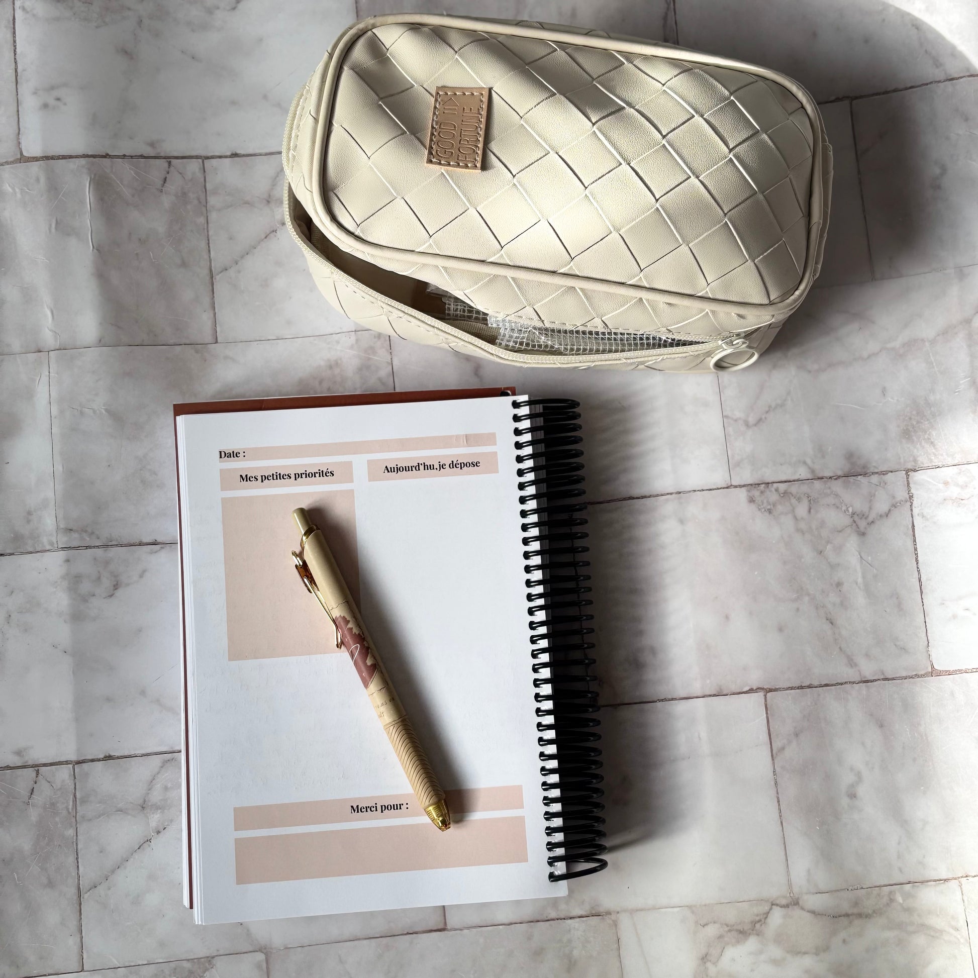 photo intérieur du carnet intention hagar x tamar