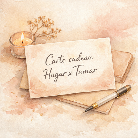 carte cadeau en aquarelle avec une bougie et un stylo